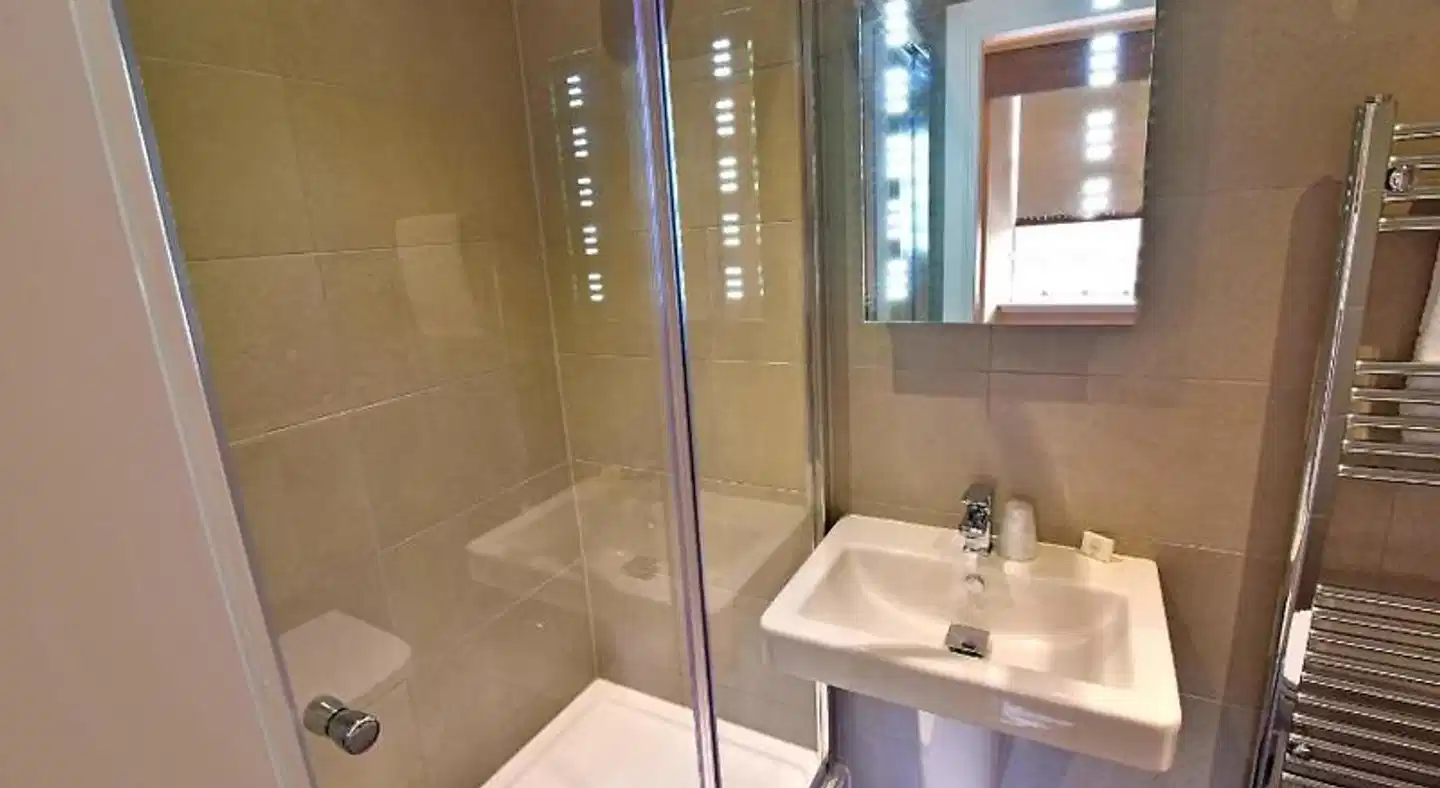 The Townhouse Aberfeldy Badezimmer