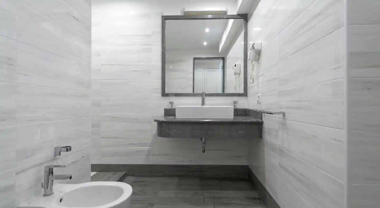 Garda Suite Hotel Badezimmer