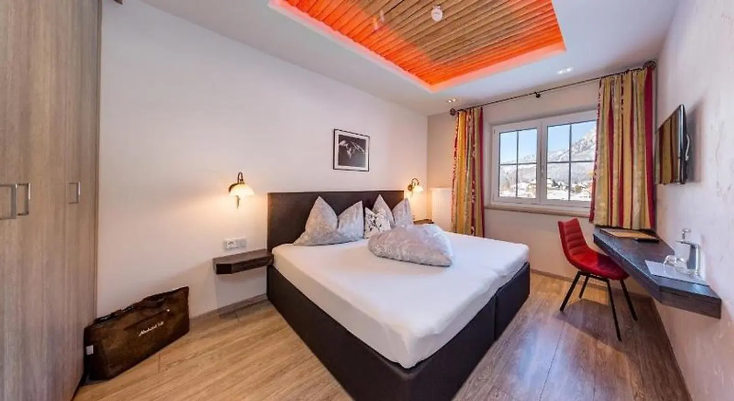 Almhotel Told ROOM_EXAMPLE
