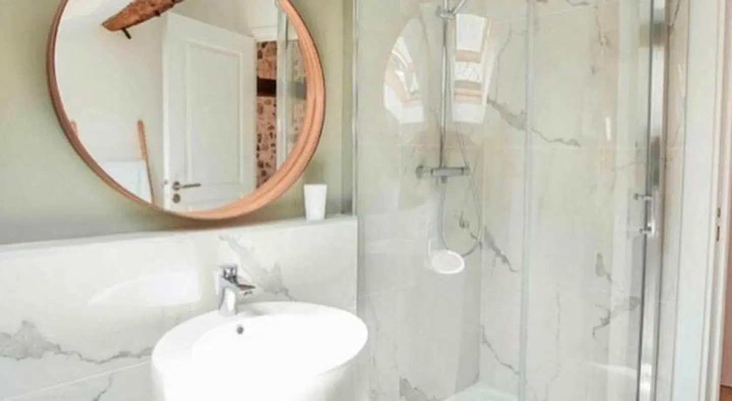 La Maison des Arts, Le Six Badezimmer