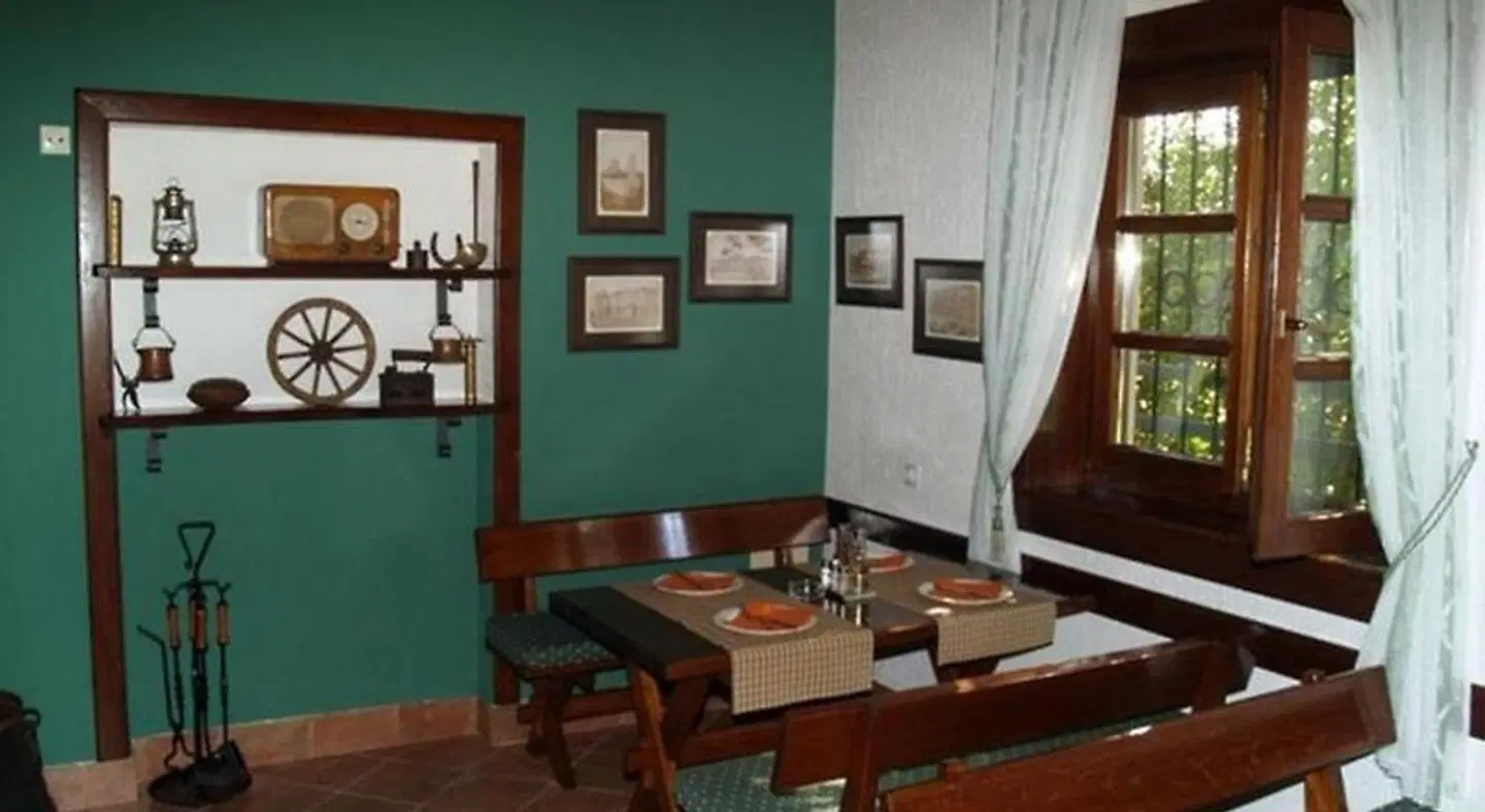 Laguna ROOM_EXAMPLE
