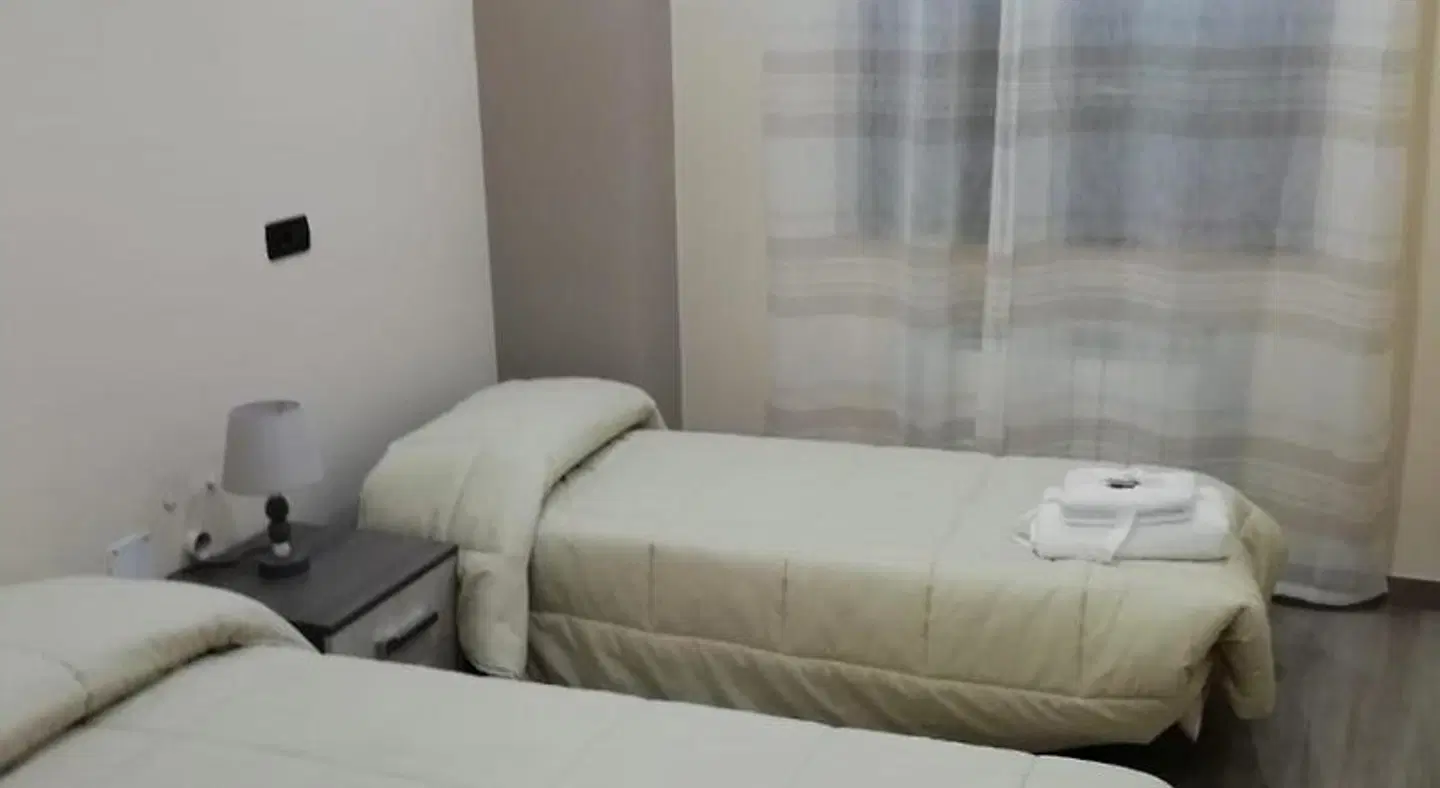 Stone House ROOM_EXAMPLE