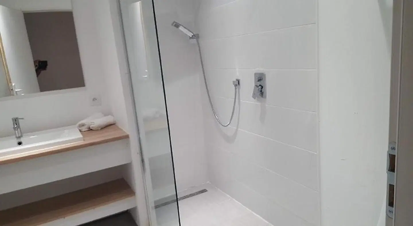 Hôtel Mas del Gall Badezimmer