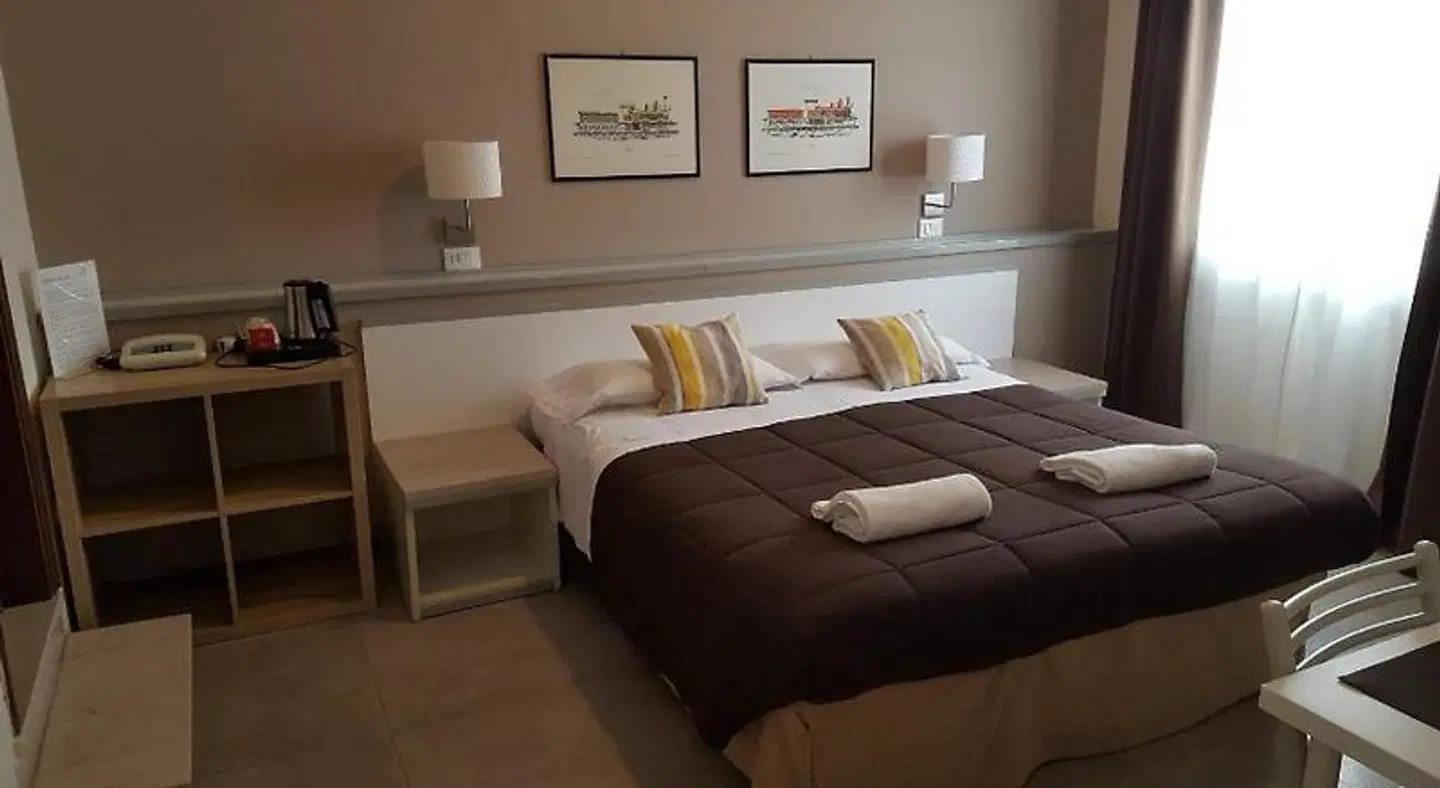 Arianna ROOM_EXAMPLE
