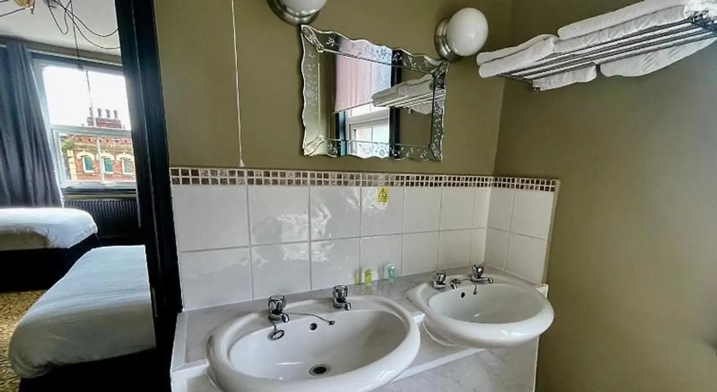 The Wrens Hotel Badezimmer