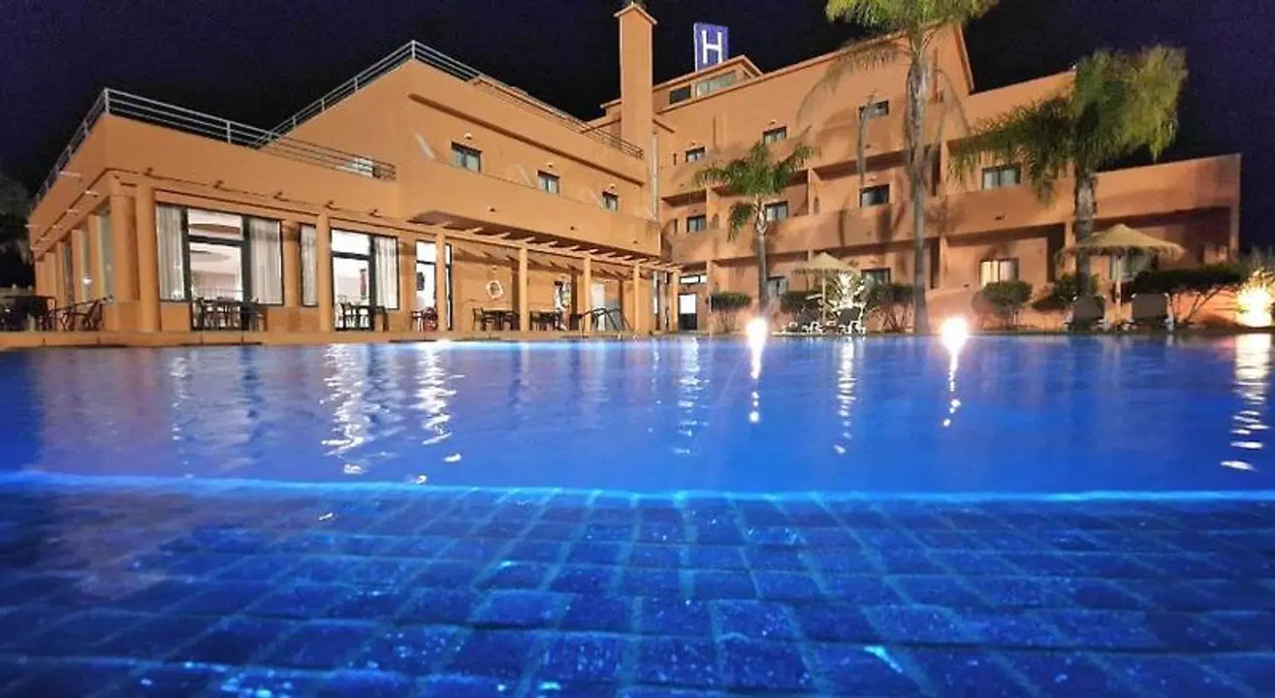 Praia Sol OUTDOOR_POOL