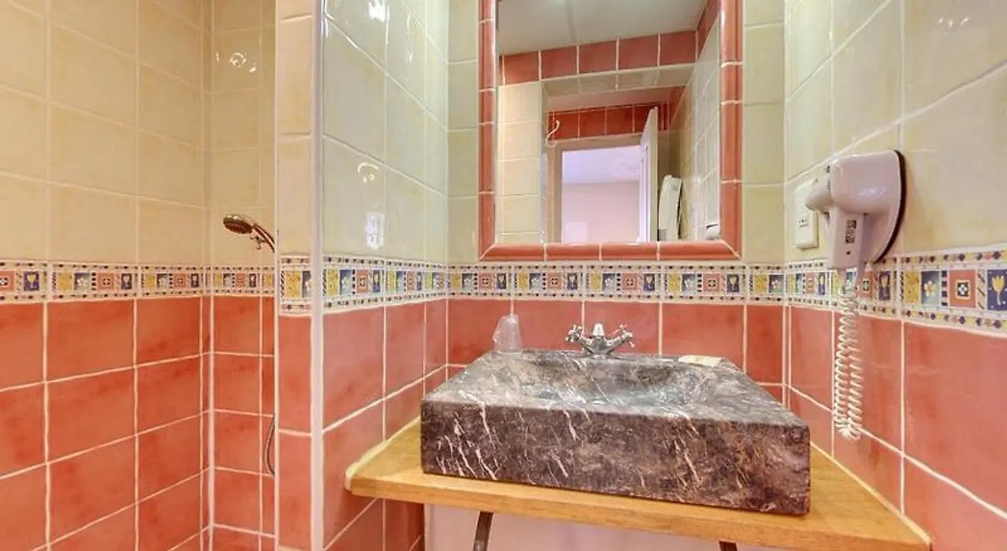 Hôtel du Mas Badezimmer