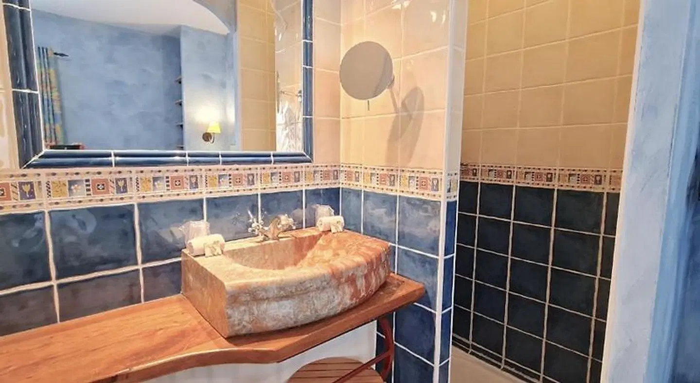 Hôtel du Mas Badezimmer