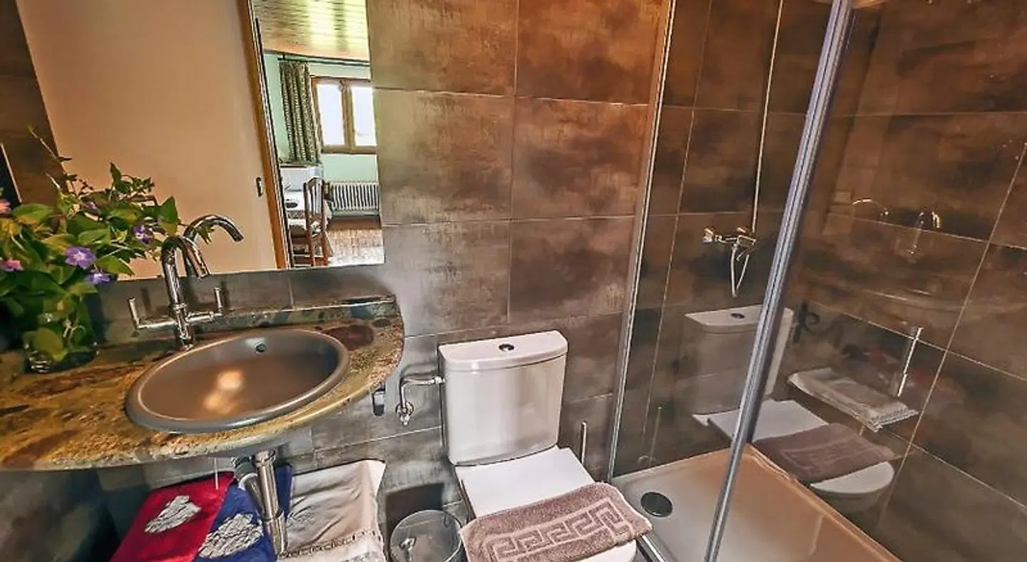 La Trucha del Arco Iris Badezimmer