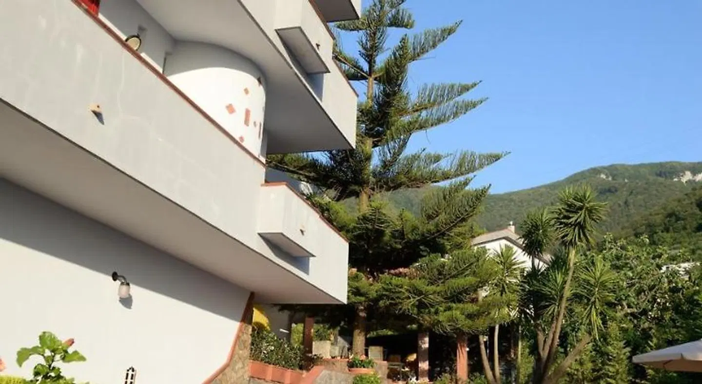 Villa Eden EXTERIOR