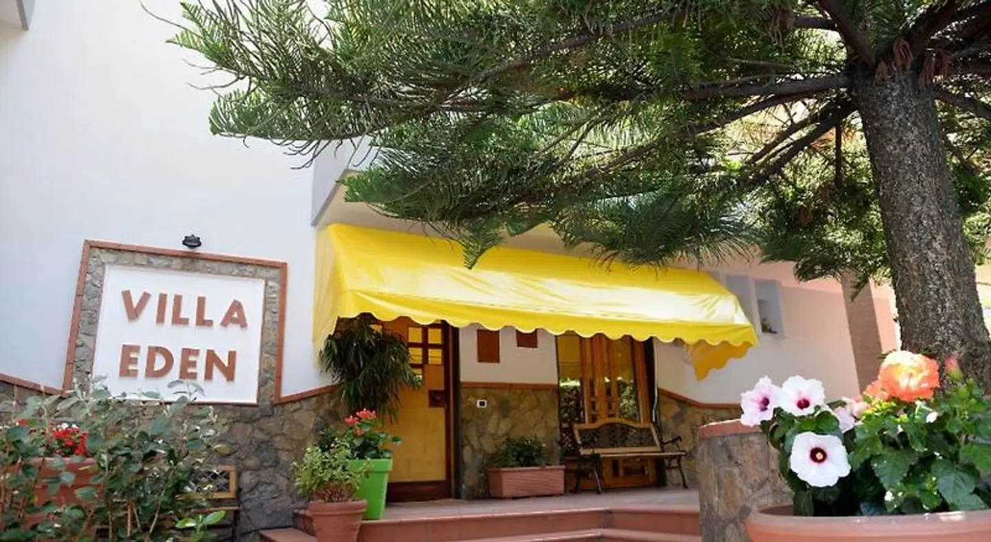 Villa Eden EXTERIOR