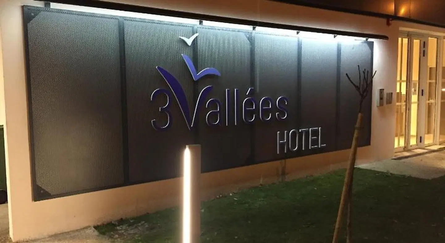 HOTEL LES 3 VALLÉES EXTERIOR