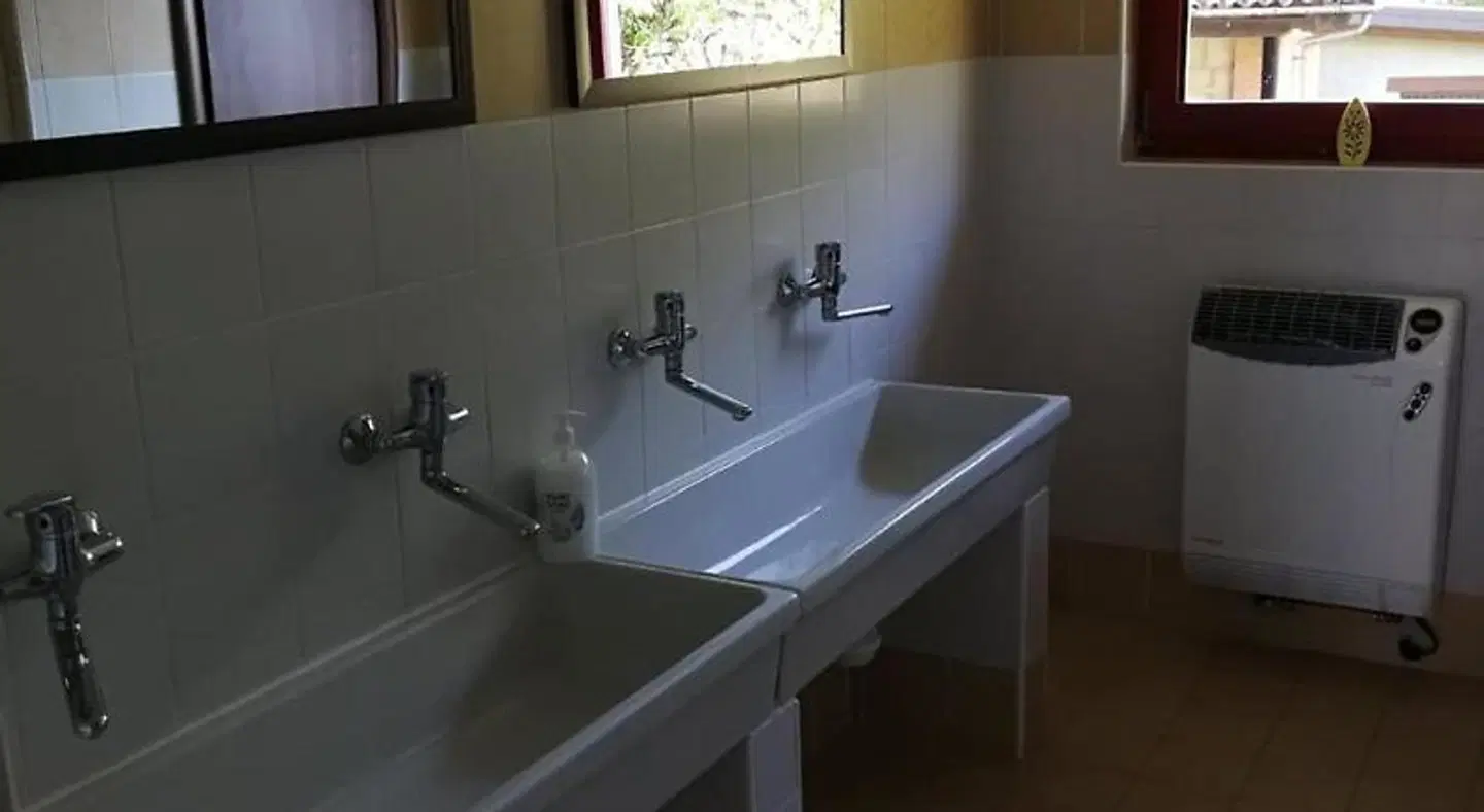 Ostello di San Germano Badezimmer
