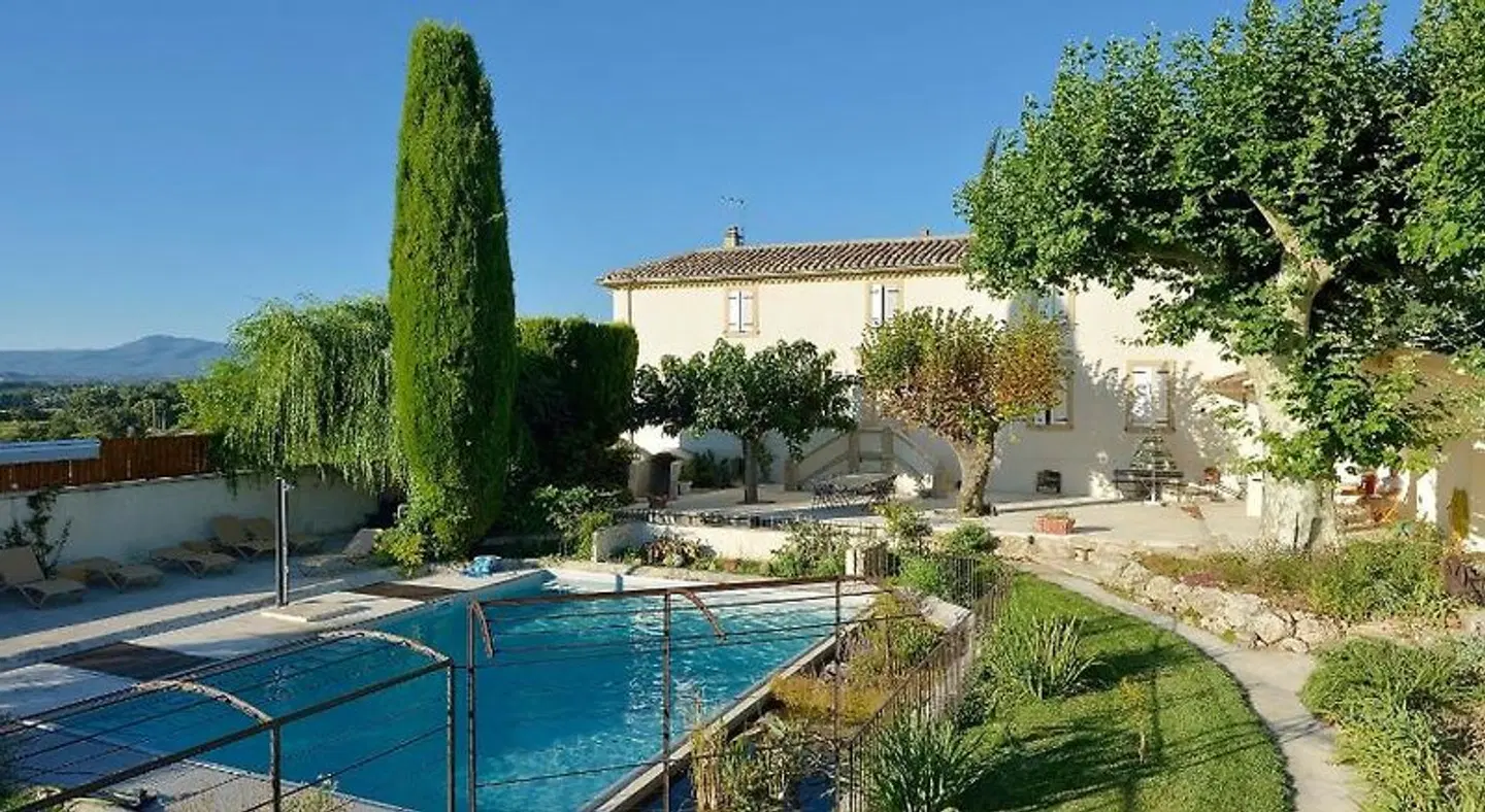 Le Mas des Sorcieres OUTDOOR_POOL