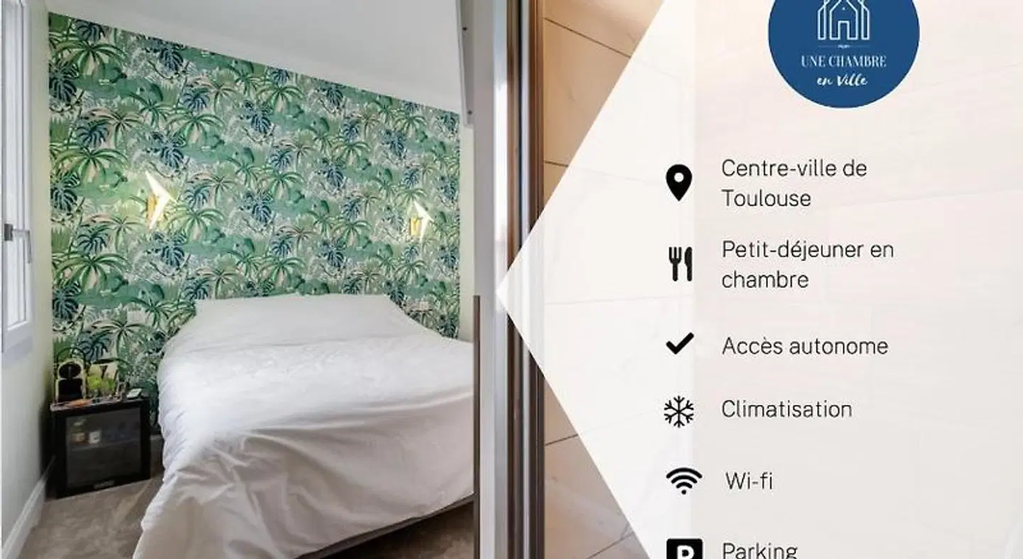 Hotel Une Chambre en Ville Badezimmer