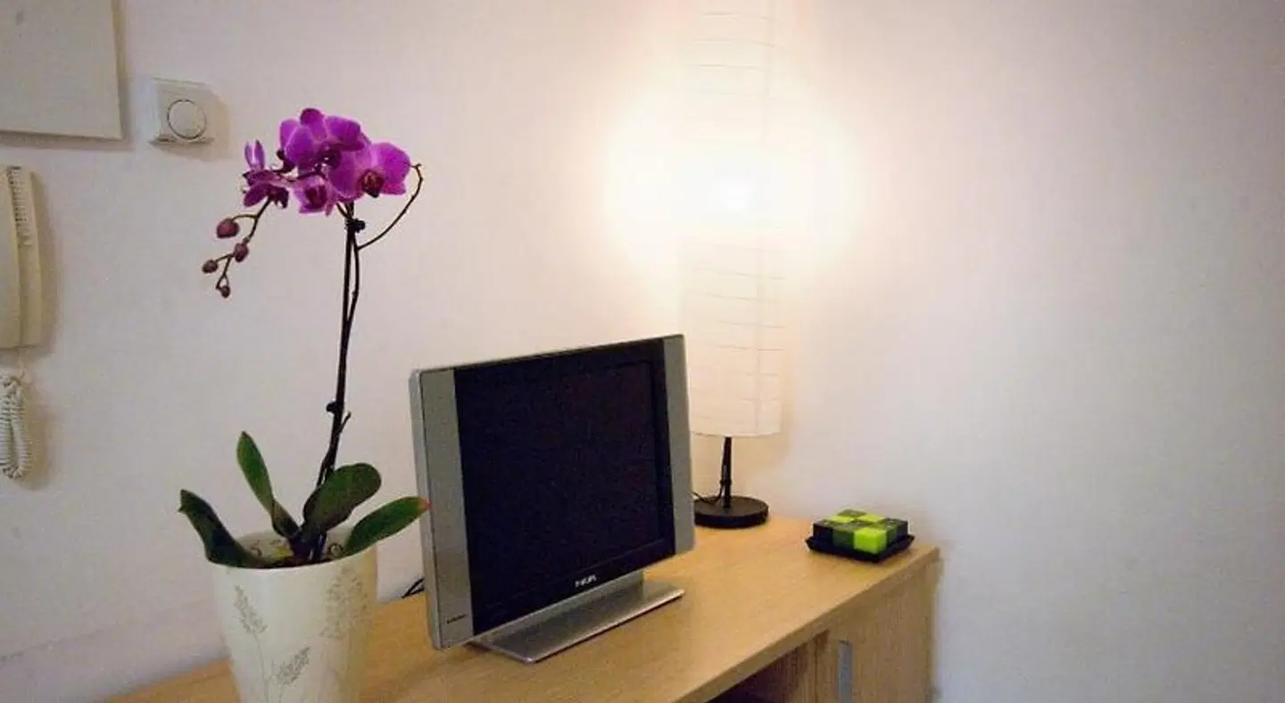 Apartments Figueres ROOM_EXAMPLE