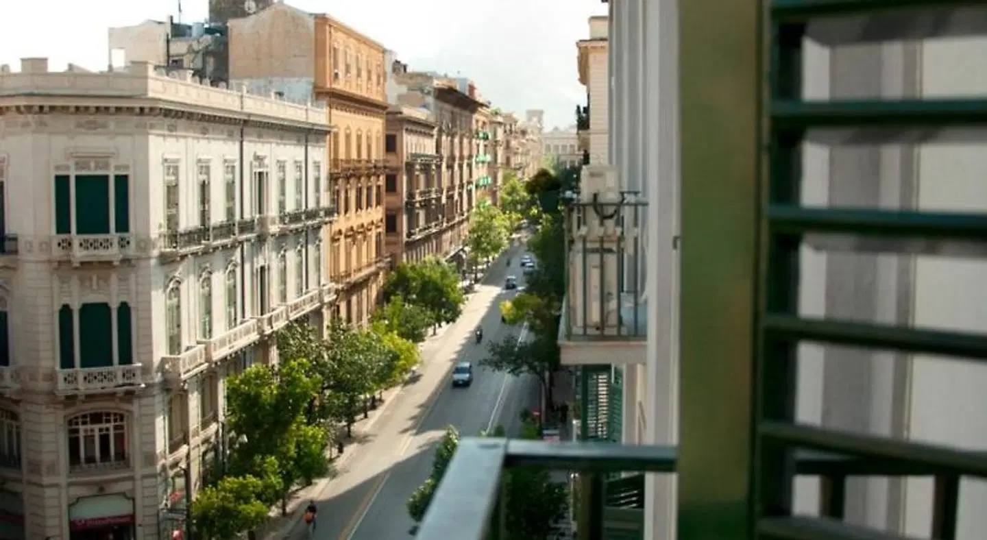 *1*7*4* Via Roma EXTERIOR
