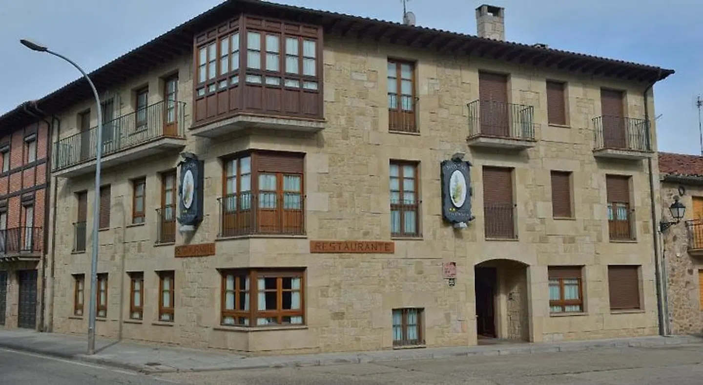Hotel Rural La Corte de los Pinares EXTERIOR