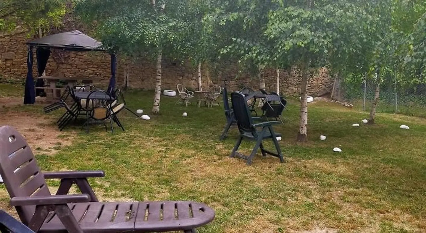 ALBERGUE CASA BAZTAN Tiere