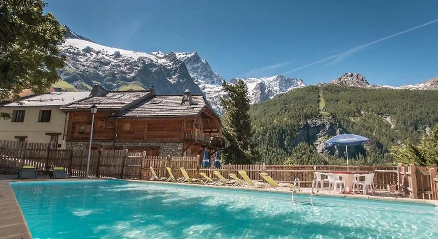 Hôtel Castillan OUTDOOR_POOL