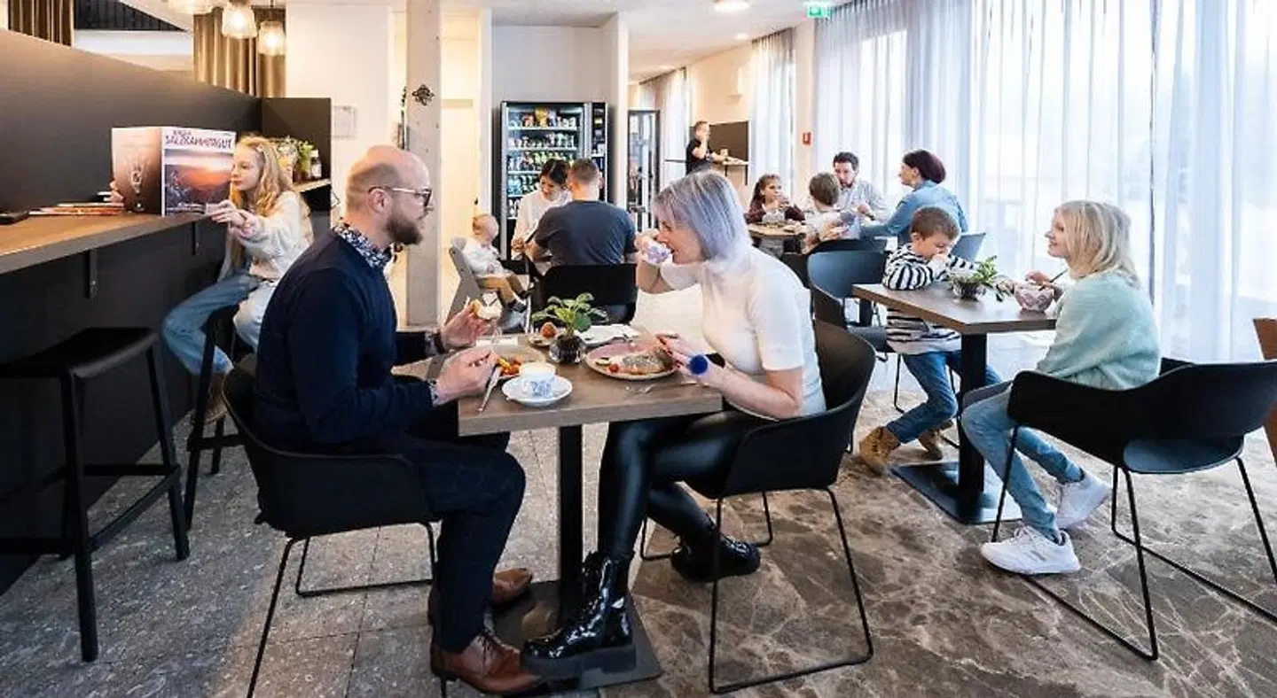 Motel Schlafraum PEOPLE