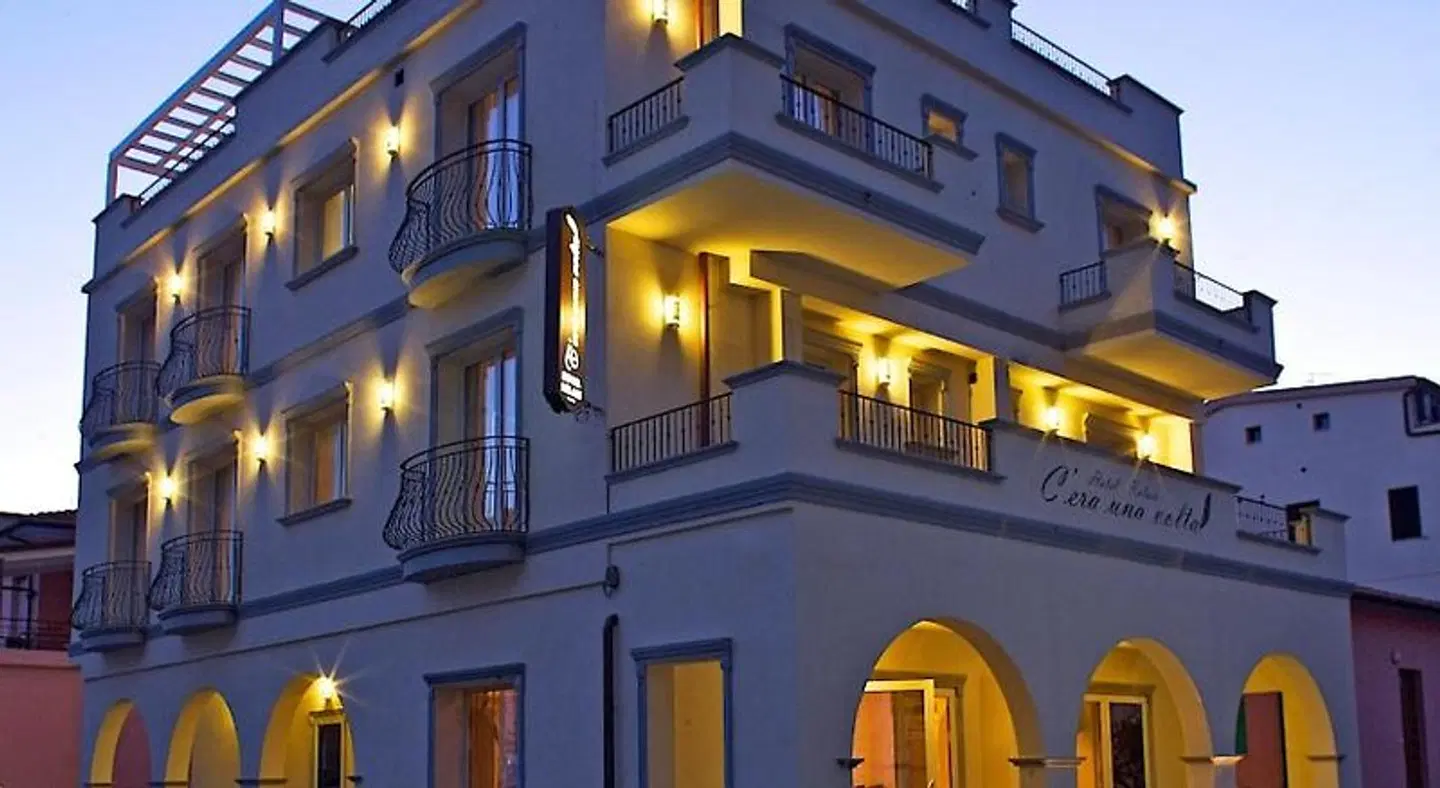 C'era Una Volta EXTERIOR