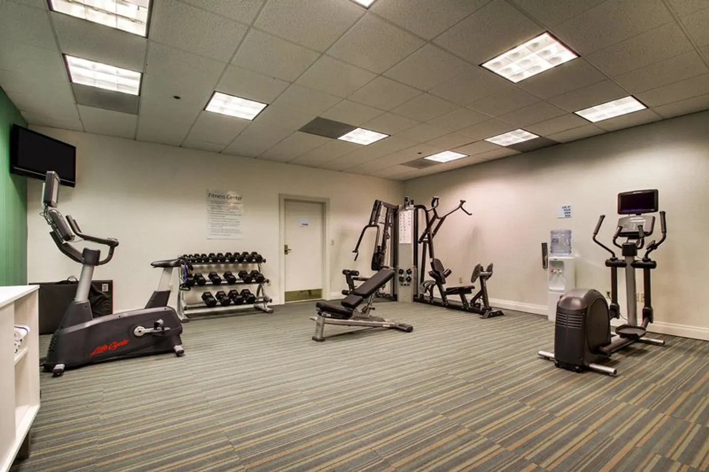Holiday Inn Express Poughkeepsie by IHG SPORTS_AND_LEISURE