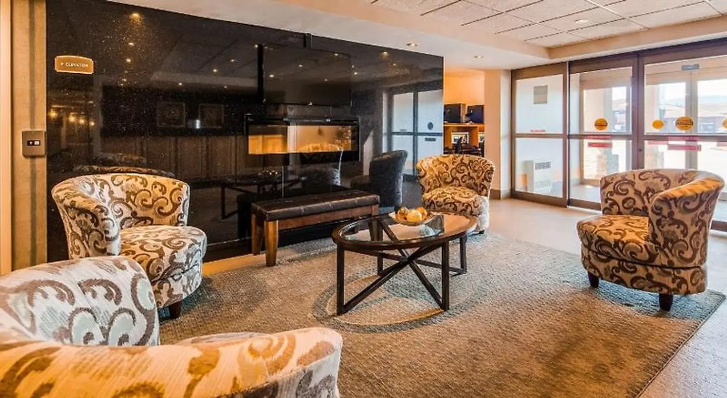 Best Western Thunder Bay Crossroads LOUNGE_LOBBY
