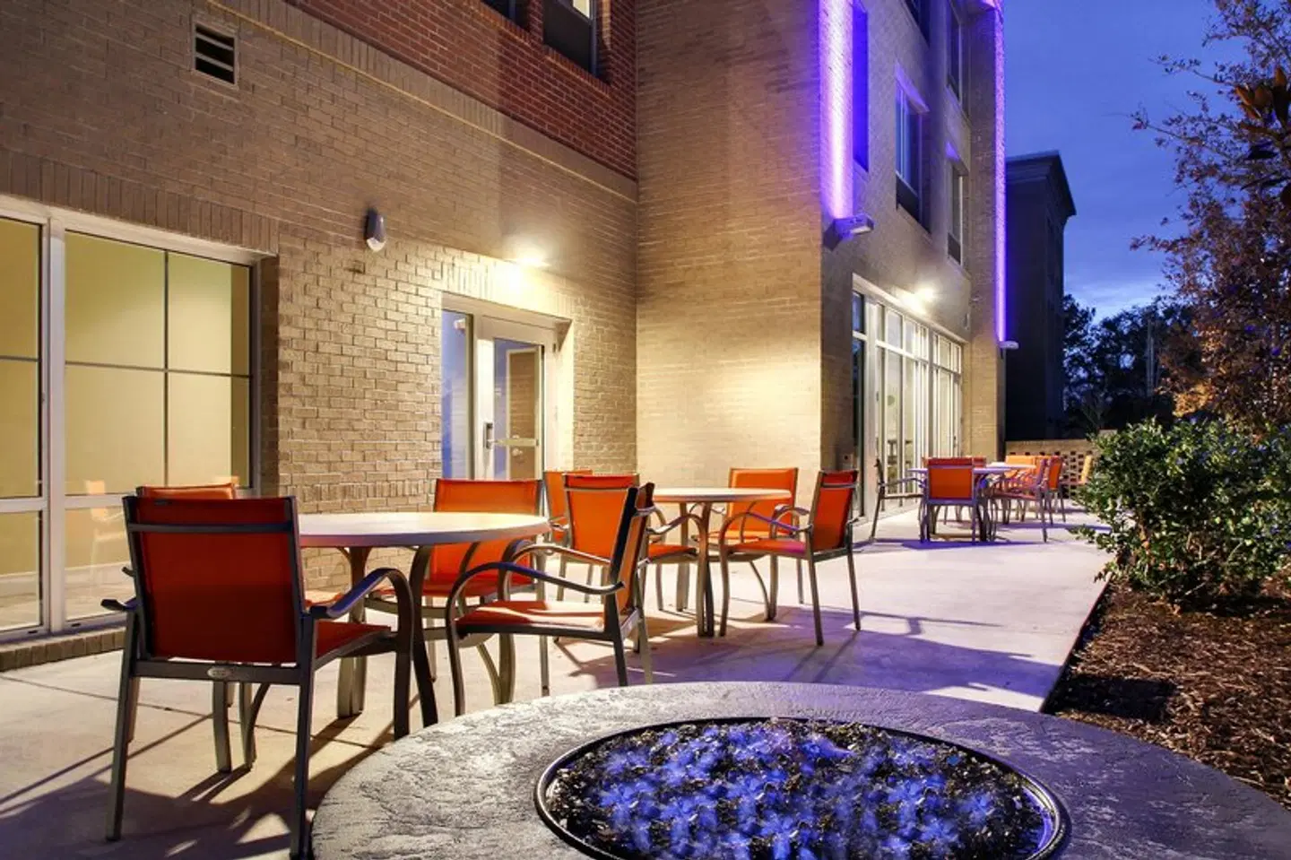 Holiday Inn Express & Suites Charleston NE Mt Pleasant US17 by IHG LOUNGE_LOBBY