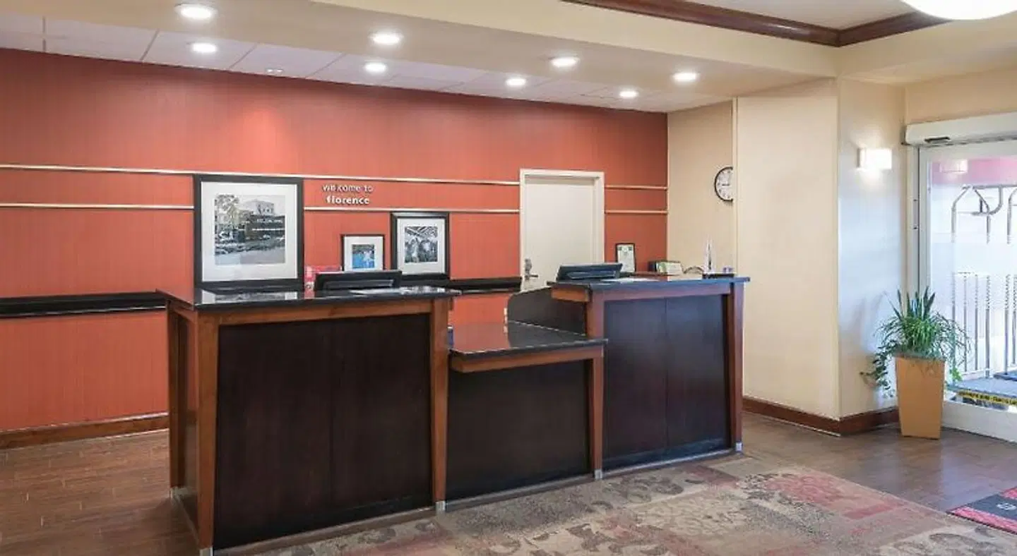 Hampton Inn & Suites Florence-North-I-95 LOUNGE_LOBBY