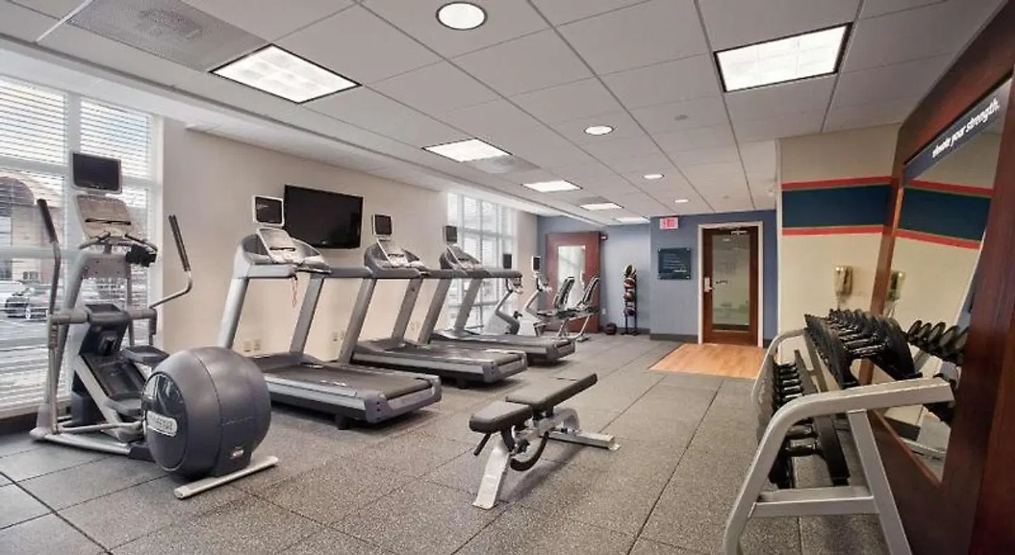 Hampton Inn & Suites Providence/Warwick-Airport SPORTS_AND_LEISURE