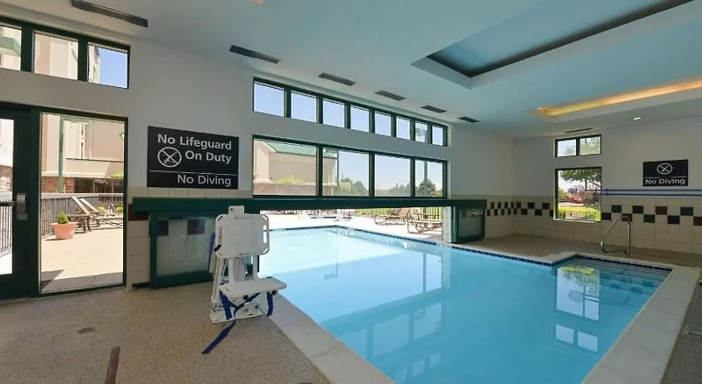 Hampton Inn & Suites Pueblo-Southgate Hallenbad
