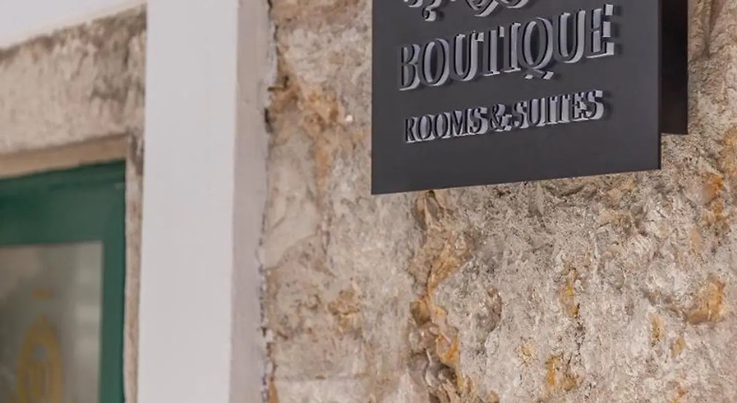 XBOUTIQUE LOUNGE_LOBBY