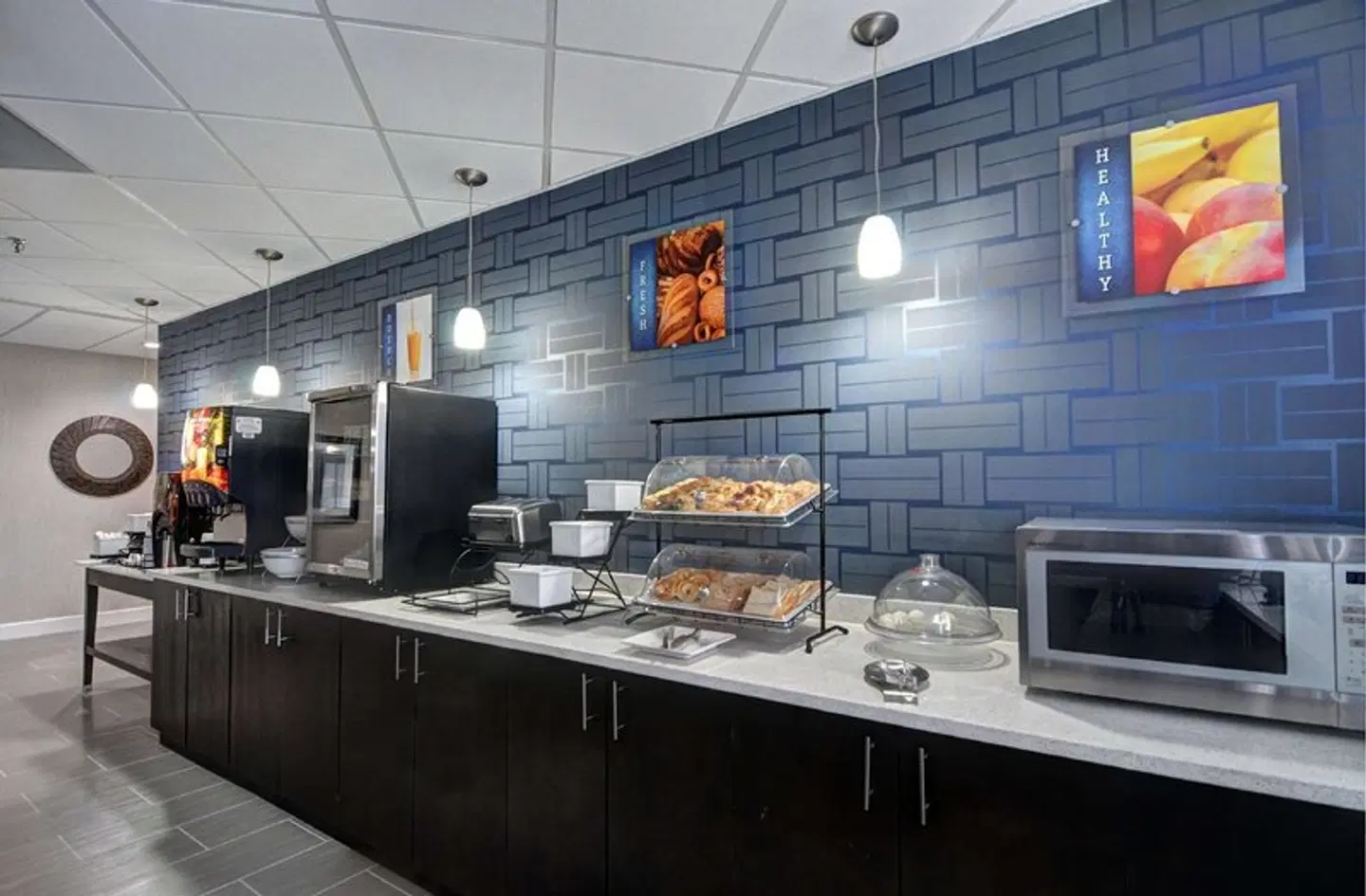 Best Western Plus Hanes Mall Restaurant