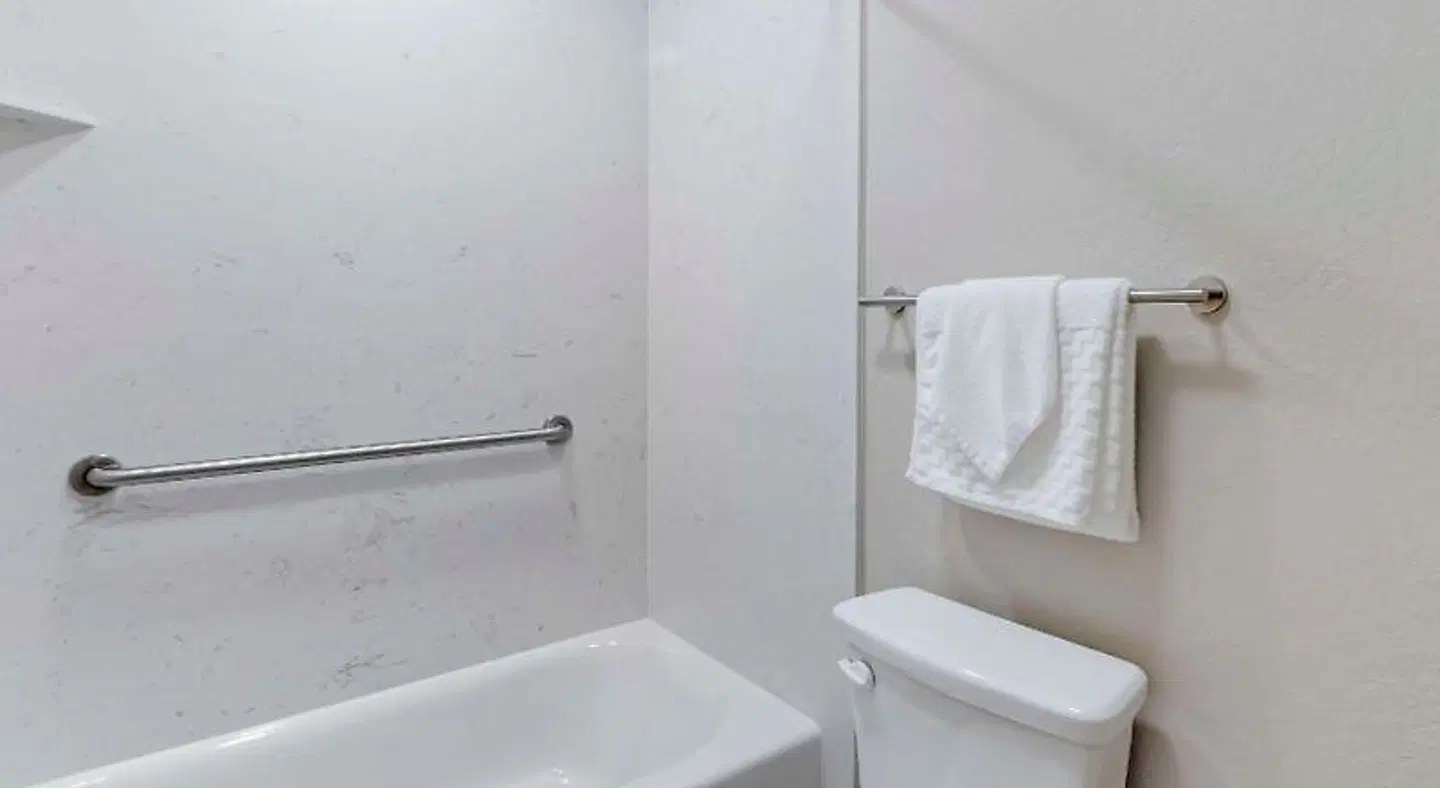 Best Western Cordelia Inn Badezimmer
