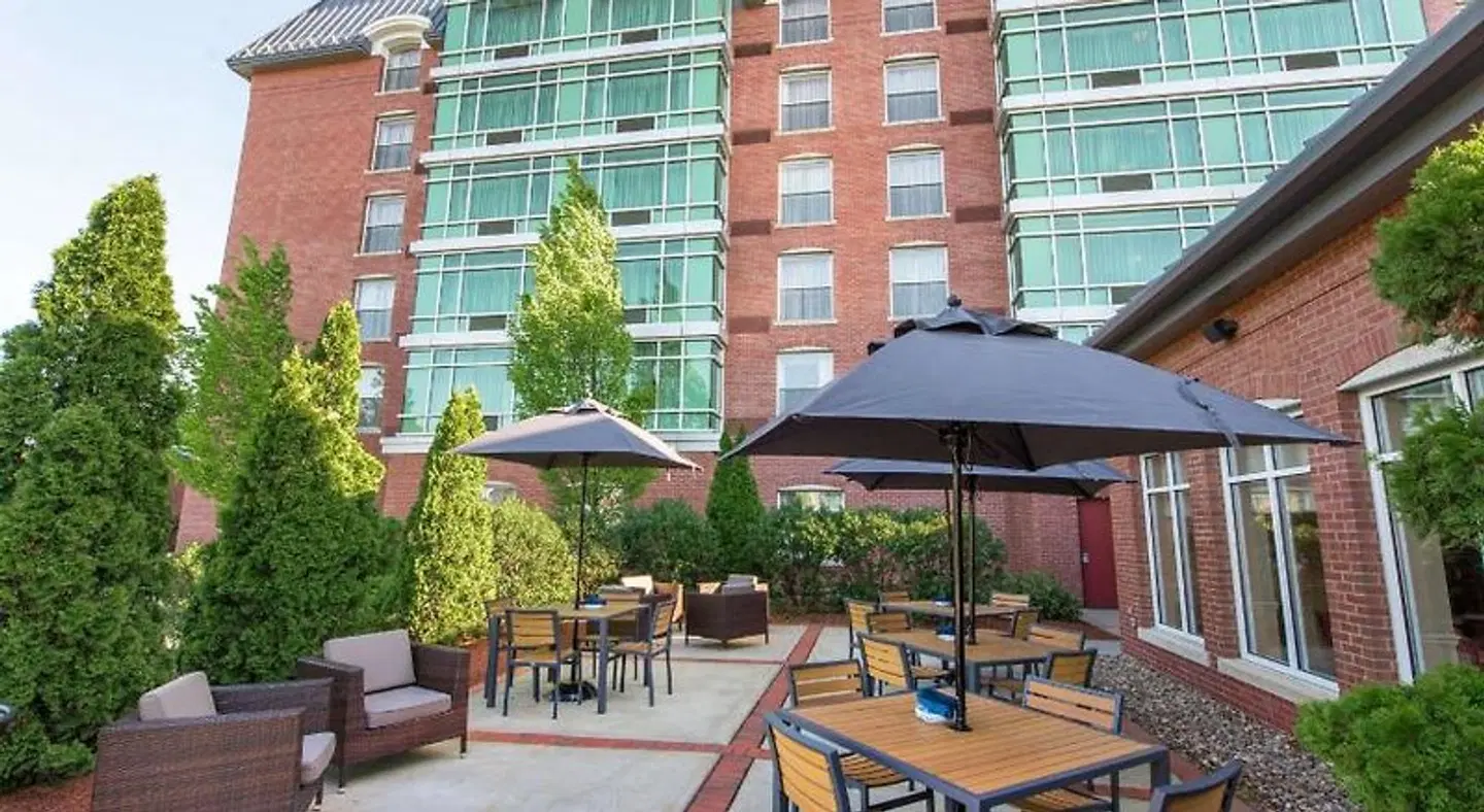 Hilton Garden Inn Manchester Downtown Terrasse
