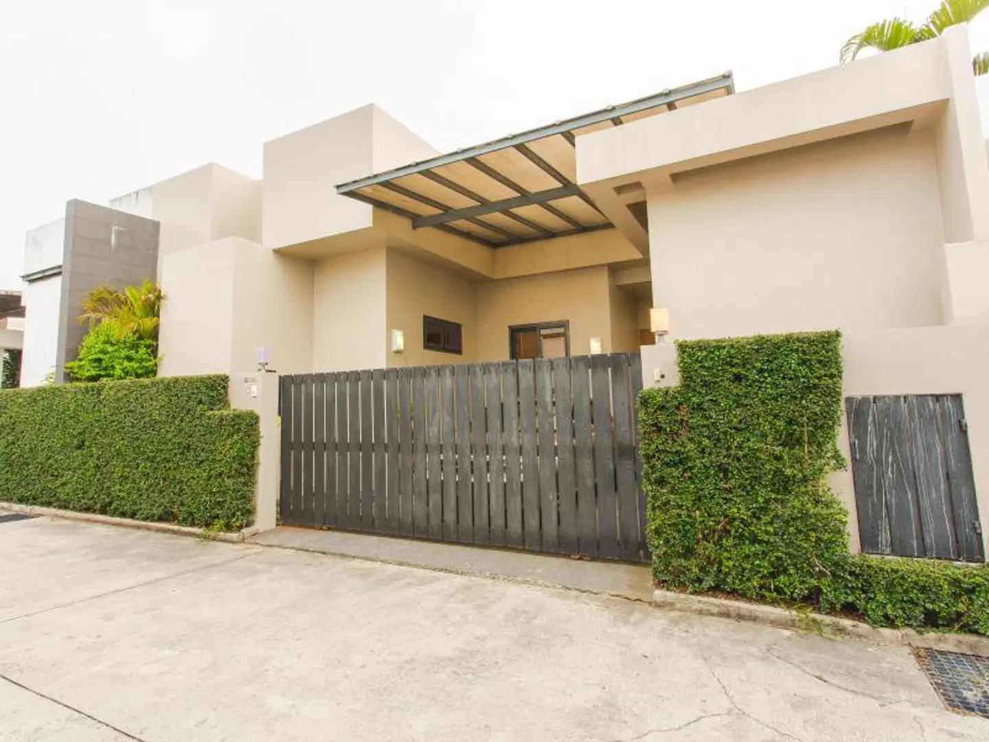 Seastone Pool Villa EXTERIOR