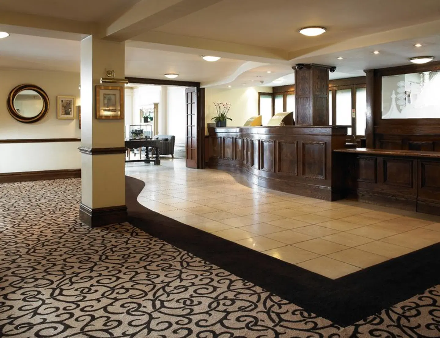 The Old Ship Hotel LOUNGE_LOBBY