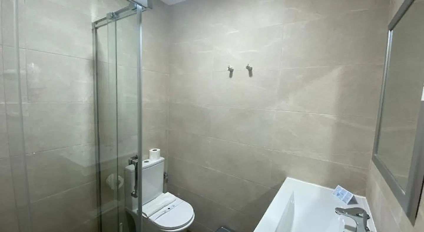 Hostal El Levante Badezimmer