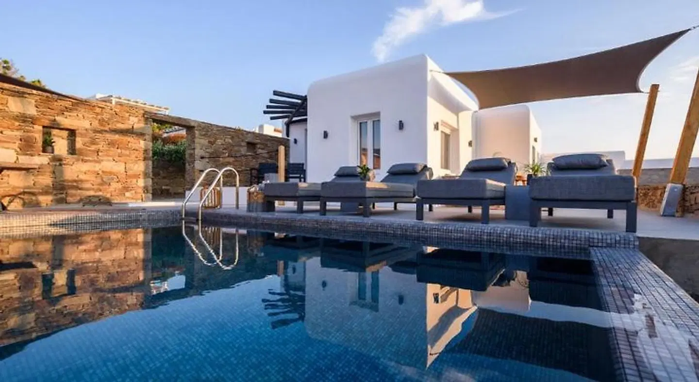 Myconian Platinum Villa OUTDOOR_POOL