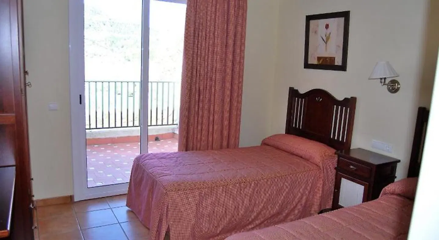 La Piedra del Mediodía ROOM_EXAMPLE