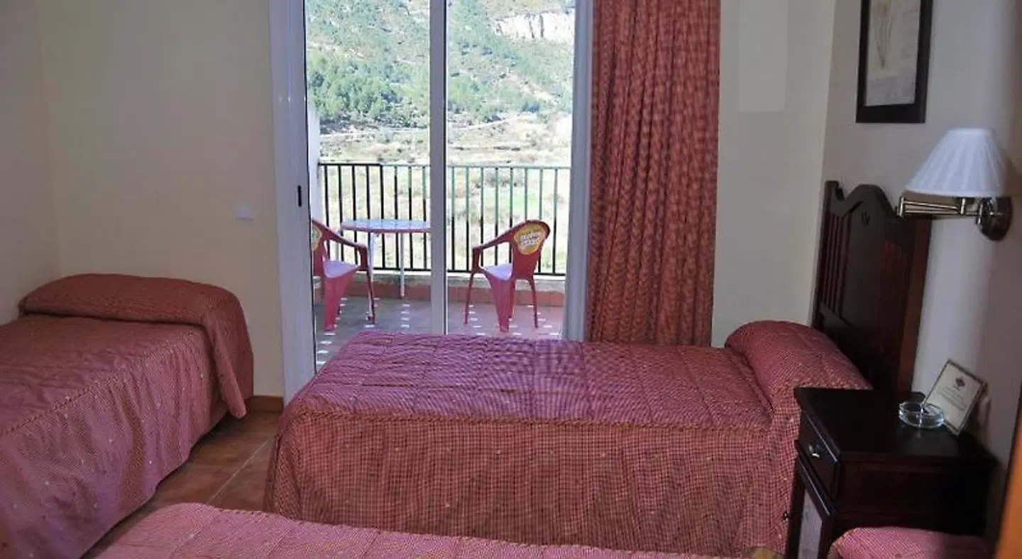 La Piedra del Mediodía ROOM_EXAMPLE