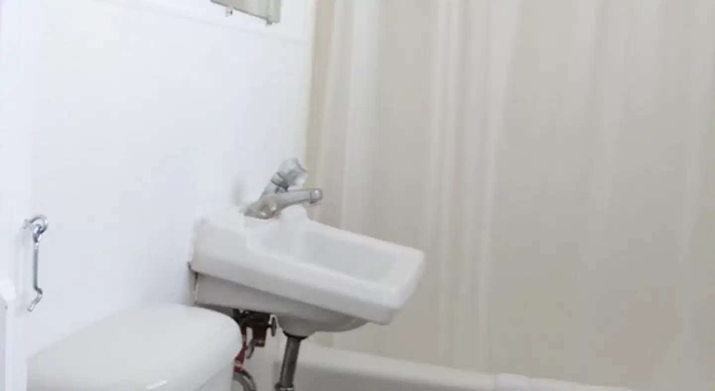 ColoRADo Adventure Hostel Badezimmer