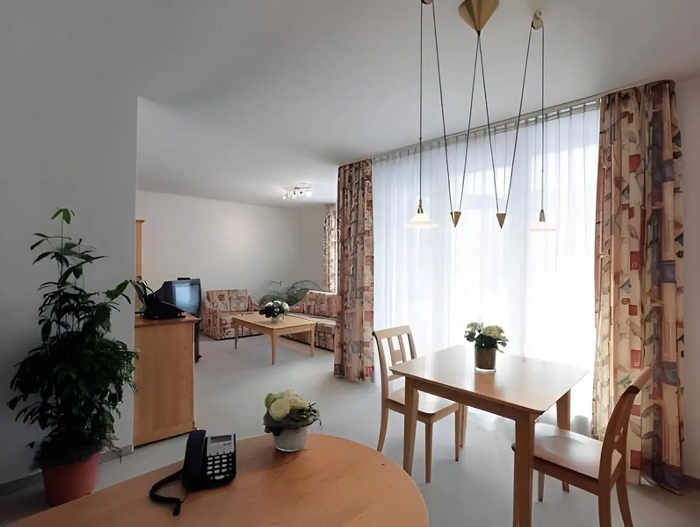 Rose ROOM_EXAMPLE