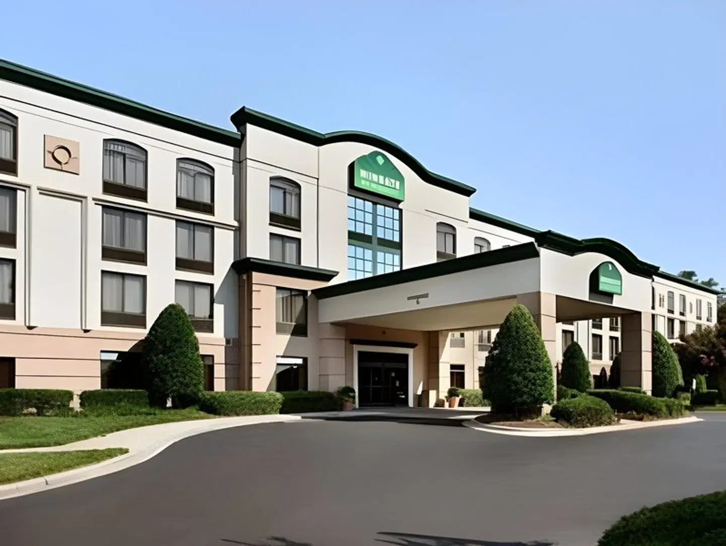 Spark by Hilton Charlotte Tyvola I-77 EXTERIOR