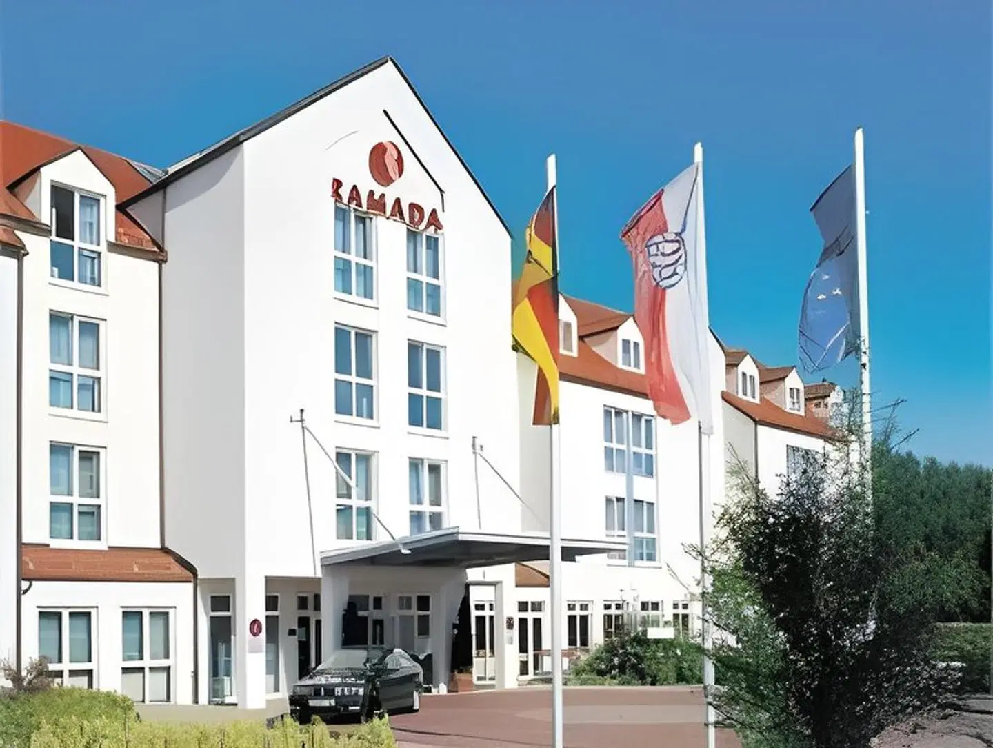 Carat EXTERIOR