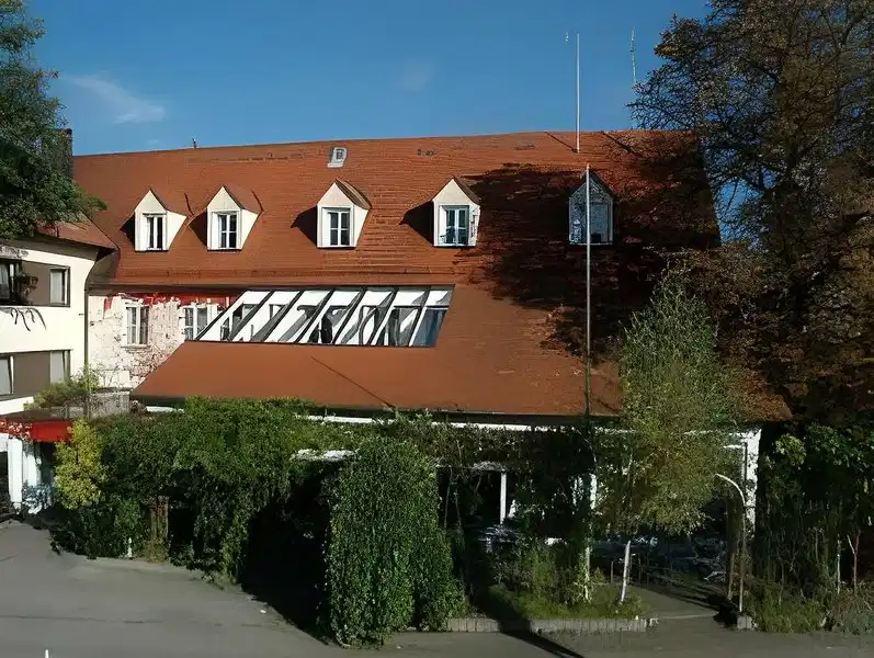 Engel – Hotelfoto