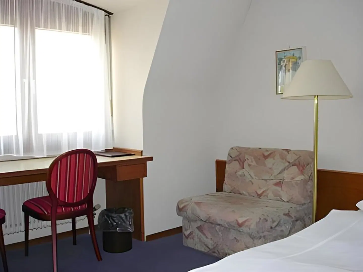 Drei Morgen ROOM_EXAMPLE