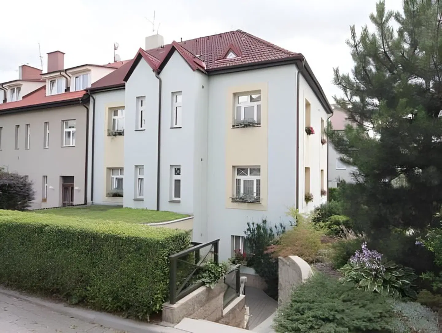 Peko EXTERIOR