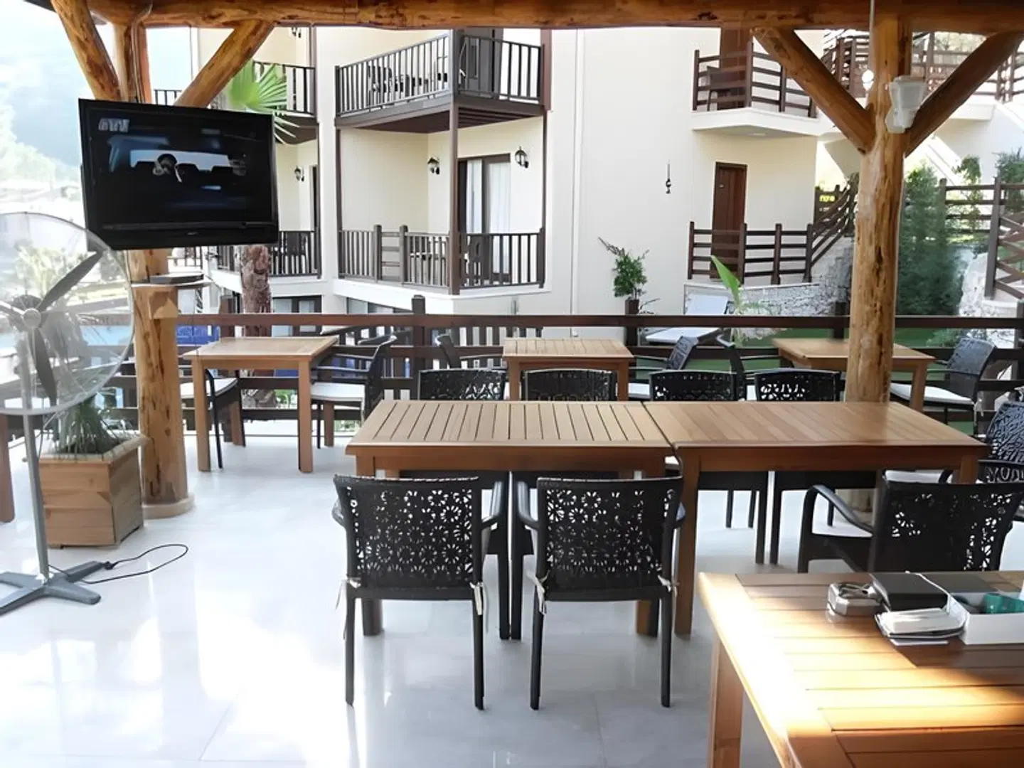 Alya Hotel Restaurant